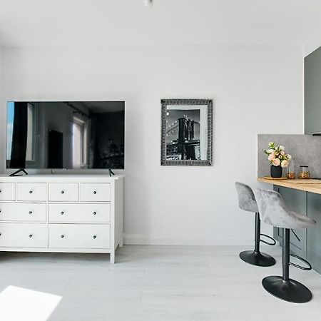 Targowa 10 London Studio Apartamento Varsóvia Exterior foto